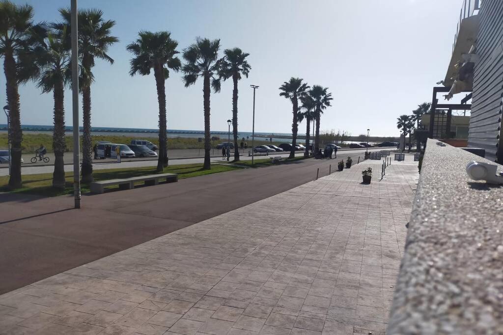 Apartamento Para 5 Personas Frente Al Mar Con Piscina Y Parking Cubelles Exteriér fotografie