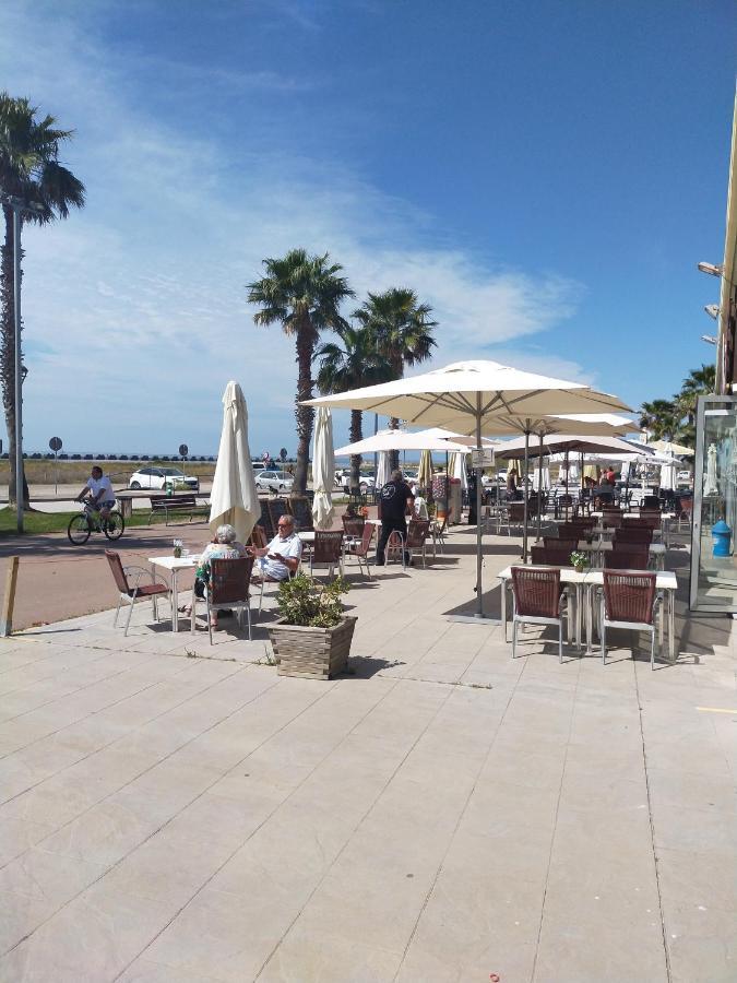 Apartamento Para 5 Personas Frente Al Mar Con Piscina Y Parking Cubelles Exteriér fotografie